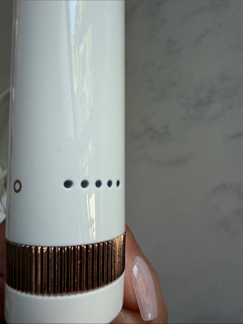 T3 White and Rose Gold Curling Iron - Picture 5 of 7